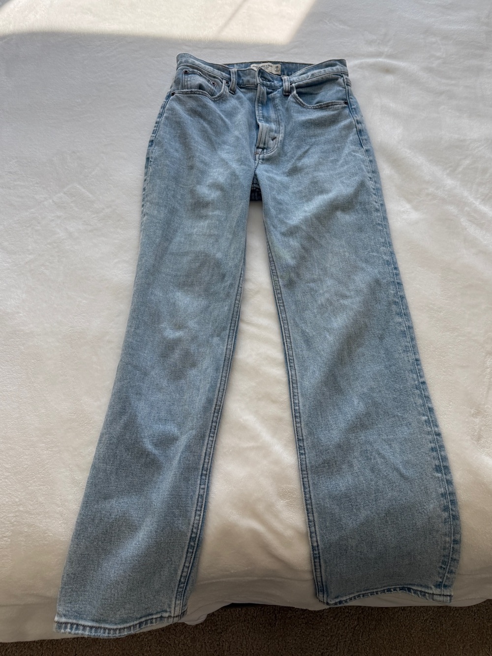 Abercrombie light wash ultra high rise straight ankle jeans